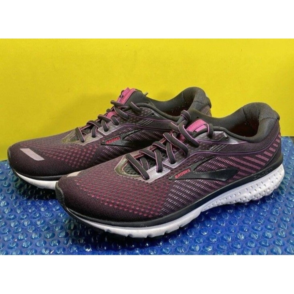 Brooks Ghost 12 Womens Running Athletic Sneaker Breathable Purple Shoes Size 10M